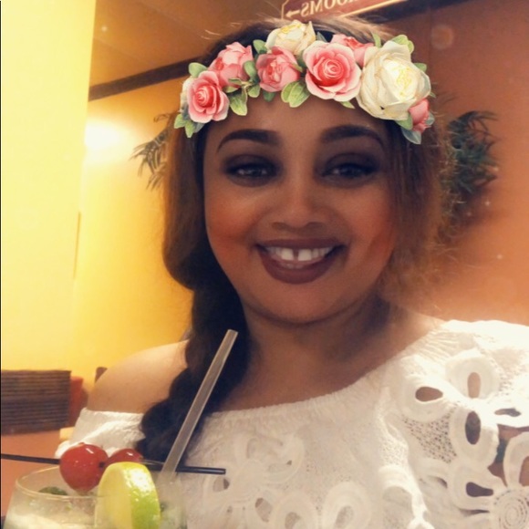 Meet your Posher, Charlemagne - Picture 1 of 1